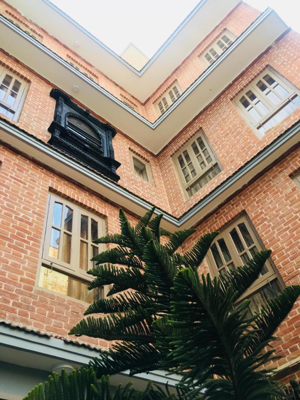 Hotel Central Bhatgoan Exterior foto